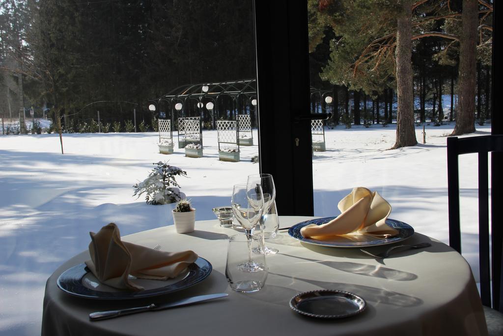 Hotel Restaurant Logis La Meridienne 앙글라즈드상플로어 외부 사진
