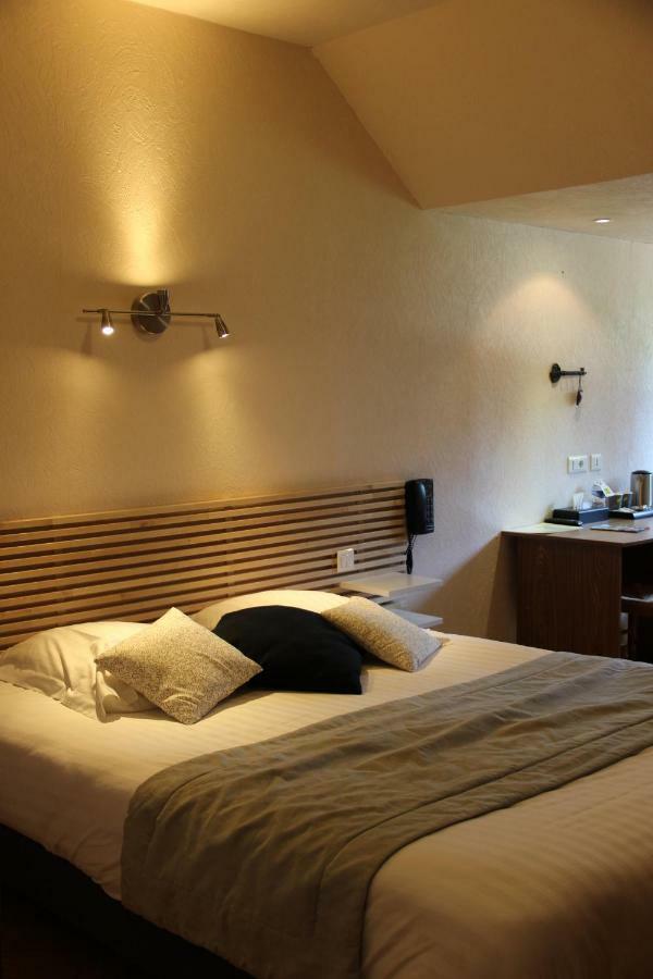 Hotel Restaurant Logis La Meridienne 앙글라즈드상플로어 외부 사진